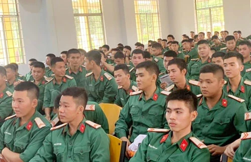 Chế độ bộ đội xuất ngũ học nghề 2023