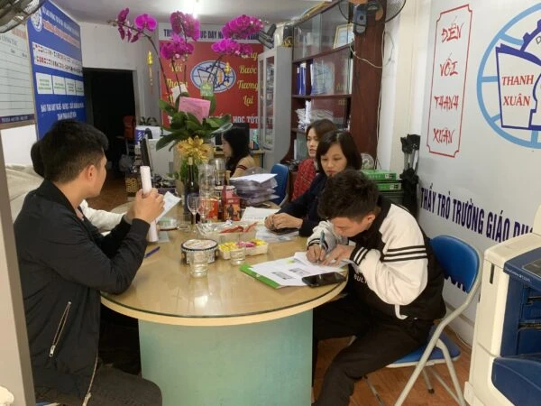 Hình ảnh các đồng chí bộ đội xuất ngũ nhập học năm học mới